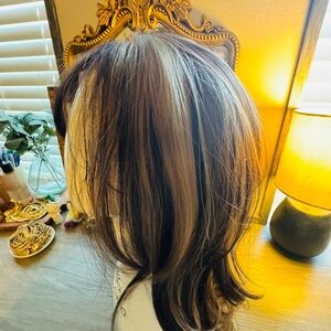 CSC Chelsey Smith Poet Brunette mix Women's Wig